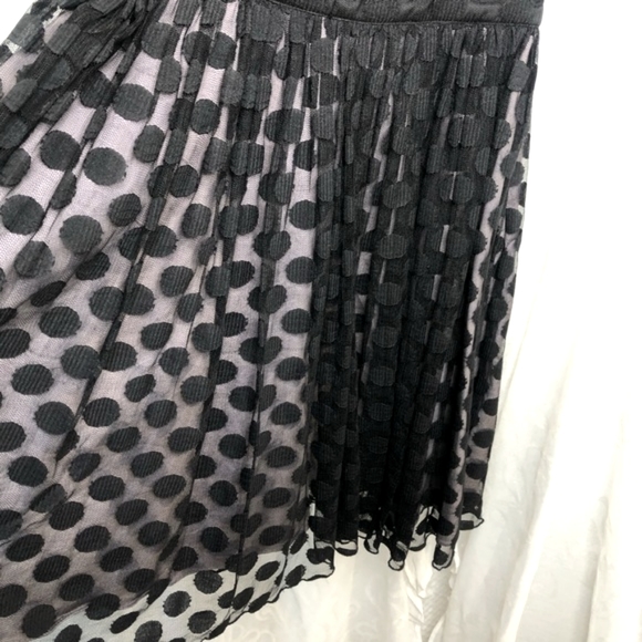 LIKE NEW! PORTMANS Size 8 Silk & chiffon Black formal short dress - Picture 7 of 15